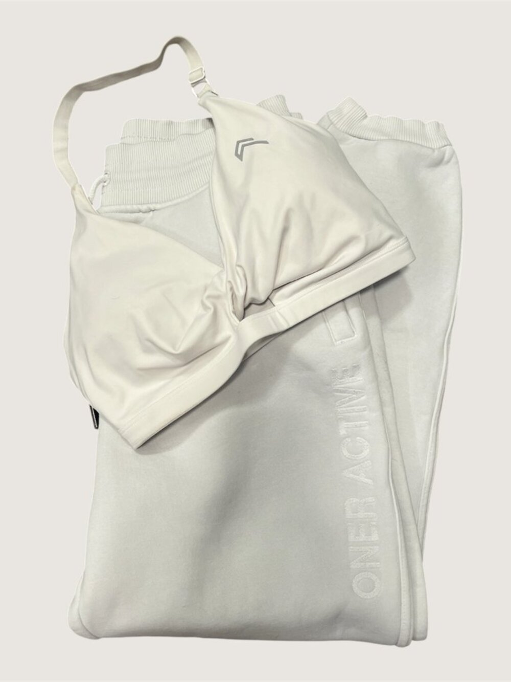 Oner Active White Bra & Sweats Set